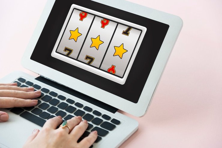 Antarmuka aplikasi bettingslot menampilkan pasar Liga 1 dan menu pembayaran DANA OVO GoPay